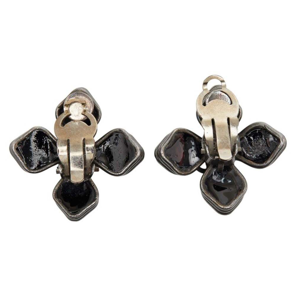 CHANEL Vintage Black Logo Earrings - Picture 3 of 5
